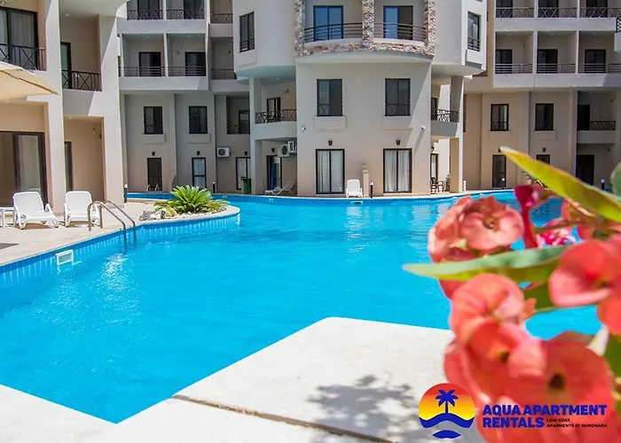 Aqua Tropical Luxury Near El Gouna * Hurgada